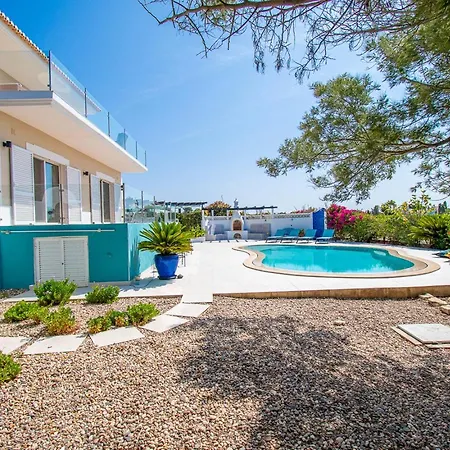 The One Ocean Front - Elegant 3-bedroom ヴィラ カルヴォエイロ