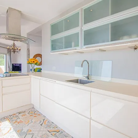The One Ocean Front - Elegant 3-bedroom * Carvoeiro (Lagoa)