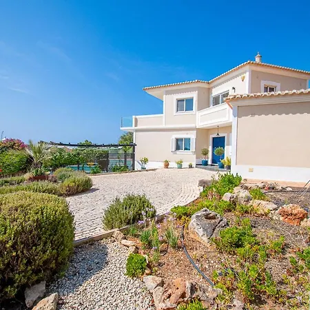 The One Ocean Front - Elegant 3-bedroom Villa Carvoeiro (Lagoa)