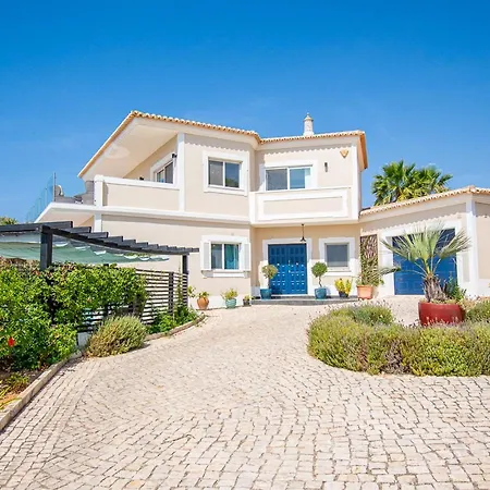 The One Ocean Front - Elegant 3-bedroom Βίλα *