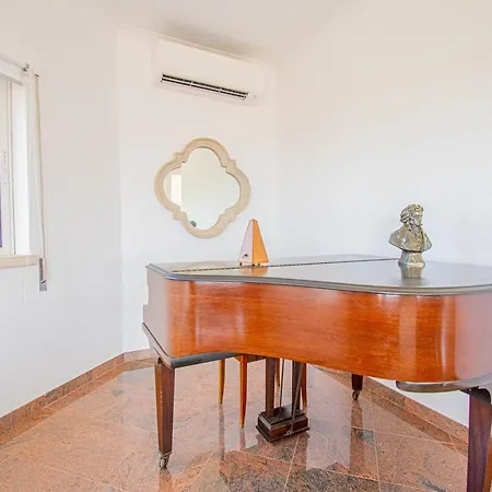 The One Ocean Front - Elegant 3-bedroom *