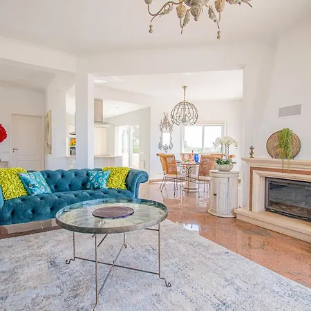 The One Ocean Front - Elegant 3-bedroom