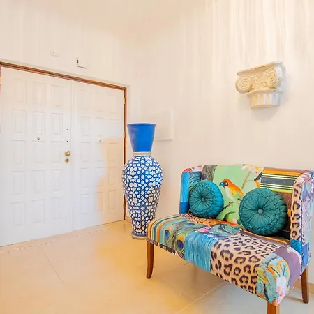 Βίλα The One Ocean Front - Elegant 3-bedroom *