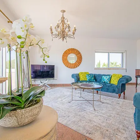 The One Ocean Front - Elegant 3-bedroom *